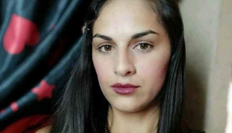 Joven madre cubana de 23 años de edad es asesinada por su esposo en Holguín, delante de su hija pequeña de dos años.