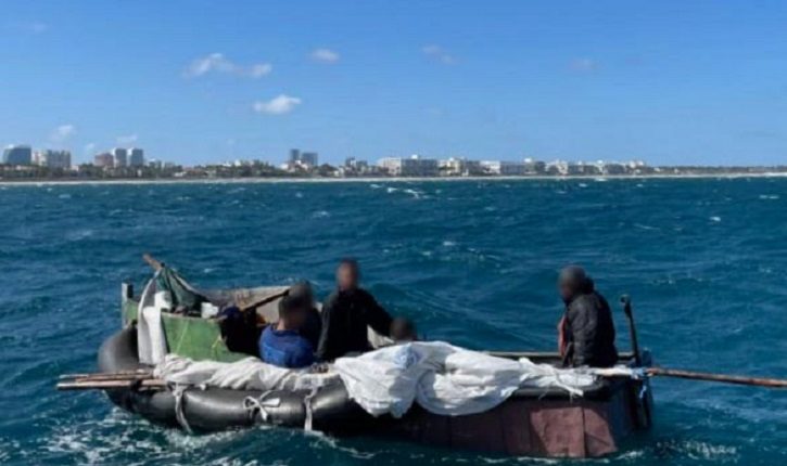 Siguen llegando balseros!! Guardia Costera de EEUU intercepta a cinco cubanos que llevaban 16 días en el mar