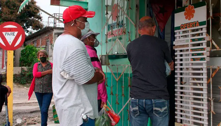 Gobierno cubano aclara que no se eliminará ninguna de las actividades por cuenta propia que existen actualmente, solo se prohibirán 127 actividades para ejercer