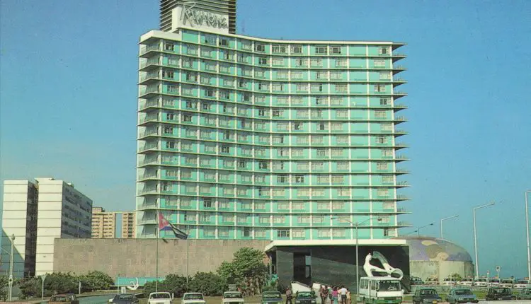 La historia desconocida del Riviera, el hotel de la mafia en Cuba