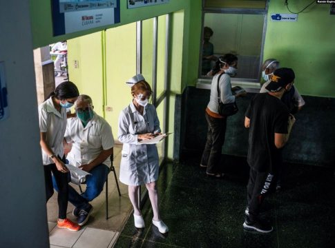 Cuba reporta un fallecido y 919 nuevos casos positivos de coronavirus