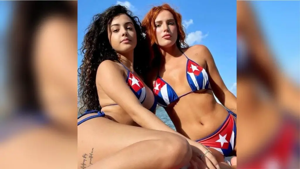 La actriz Bella Thorne enciende las redes sociales con sus fotos vistiendo un diminuto bikini con la bandera cubana