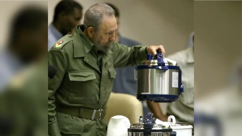 "Revolución energética", el último gran invento de Fidel Castro que dejó a miles de cubanos endeudados por equipos de mala calidad