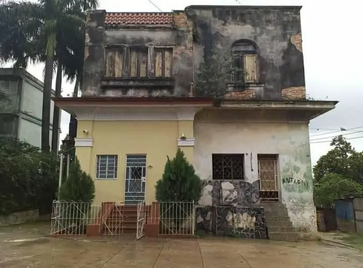 Villa Gloria, la hermosa finca que fuera casa del ajedrecista José Raúl Capablanca en La Habana, hoy se cae a pedazos convertida en solar multifamiliar