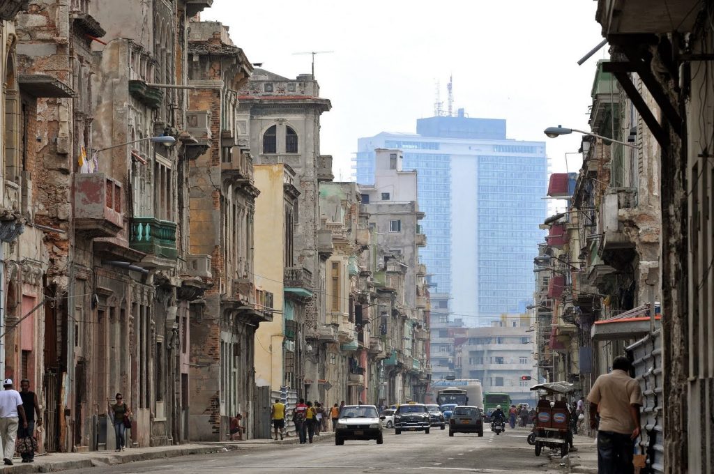 La Habana, una ciudad en ruinas que parece haber sufrido una guerra