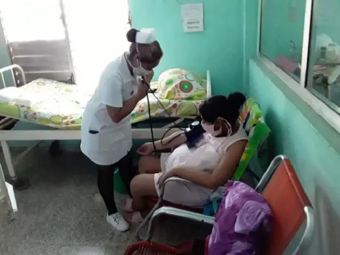 Fallece por coronavirus en Cuba una madre de 38 años de edad que hacía solo 11 días había dado a luz