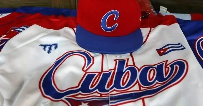Jugadores de béisbol cubanos no escapan para cumplir su sueño, sino para sobrevivir