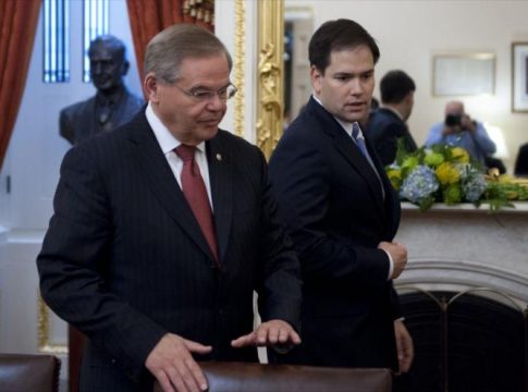 Senadores Marco Rubio y Bob Menéndez piden a la Unión Europea que aumente la presión sobre el Gobierno cubano