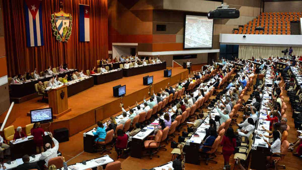 Asamblea Nacional de Cuba anuncia la suspensión de su primer pleno ordinario de julio debido a la "compleja situación epidemiológica" que vive el país