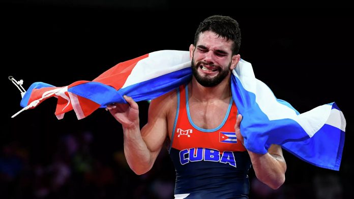El luchador Luis Alberto Orta brinda a Cuba la primera medalla de oro en los Juegos Olímpicos de Tokio
