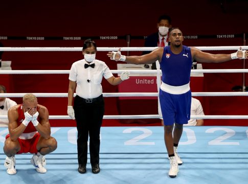 Arlen López gana el oro y pone a Cuba a la cabeza del medallero de boxeo en los Juegos Olímpicos de Tokio