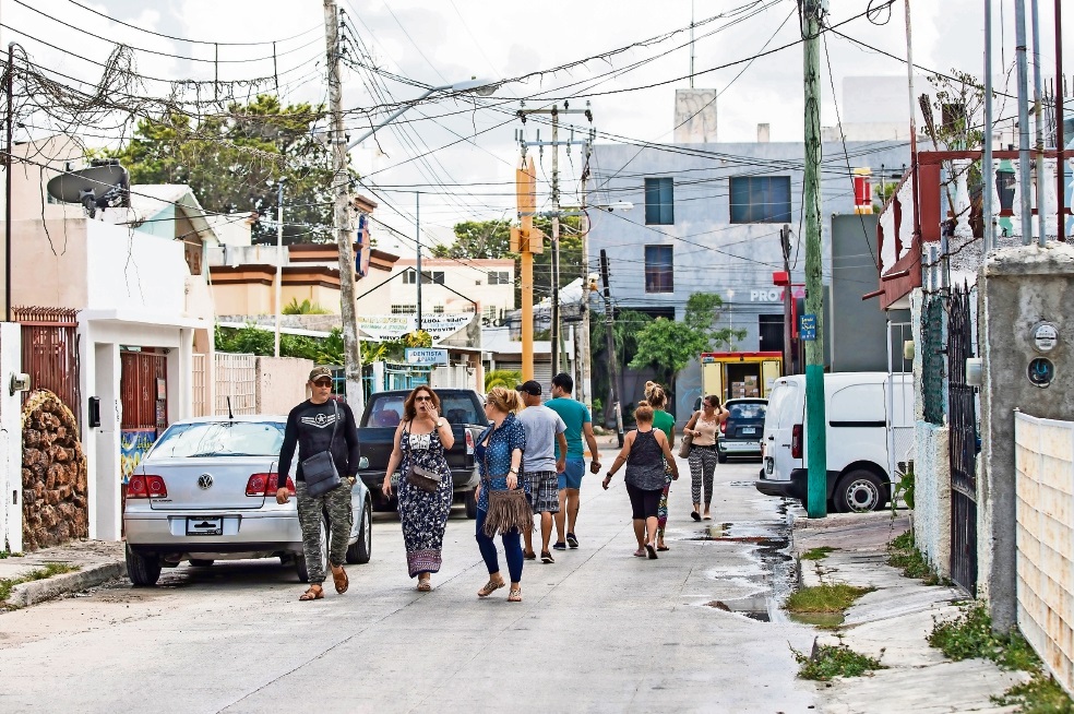 Casi 300 cubanos son estafados en Cancún por una red que prometía por a cambio de fuertes sumas de dinero los papeles para naturalizarse en México