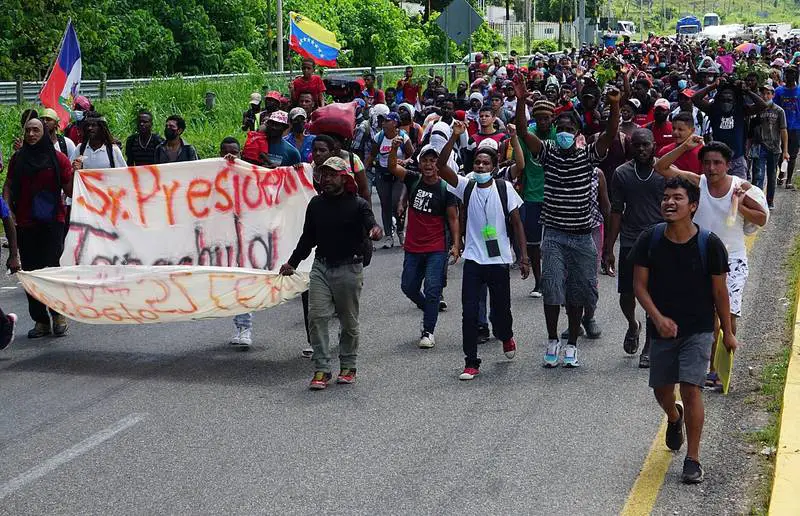 Ejército de México desactiva con violencia parte de la caravana donde viajaban decenas de migrantes cubanos en protesta por lentitud en proceso de asilo