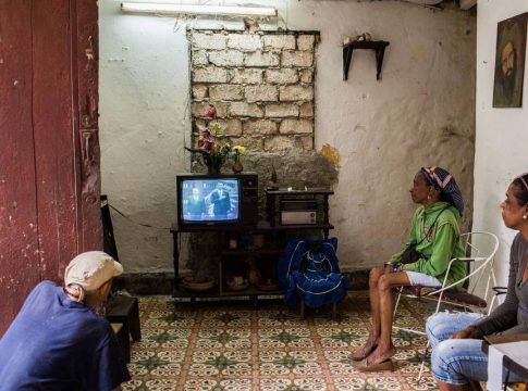 Rotura general provoca la salida del aire de los canales de la Televisión Cubana en la isla