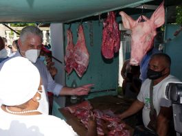 Díaz-Canel pide por fin de año a los productores y vendedores en Cuba que bajen los precios de sus productos