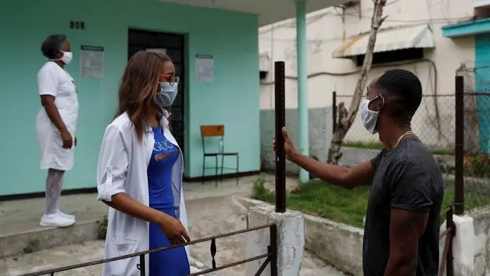 Gobierno cubano reconoce que en Ciego de Ávila hay más de 100 consultorios sin funcionar por falta de médicos que los atiendan