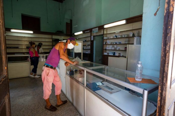 Gobierno cubano reconoce que el aumento de casos de sarna entre la población se debe al déficit de medicamentos para tratarla