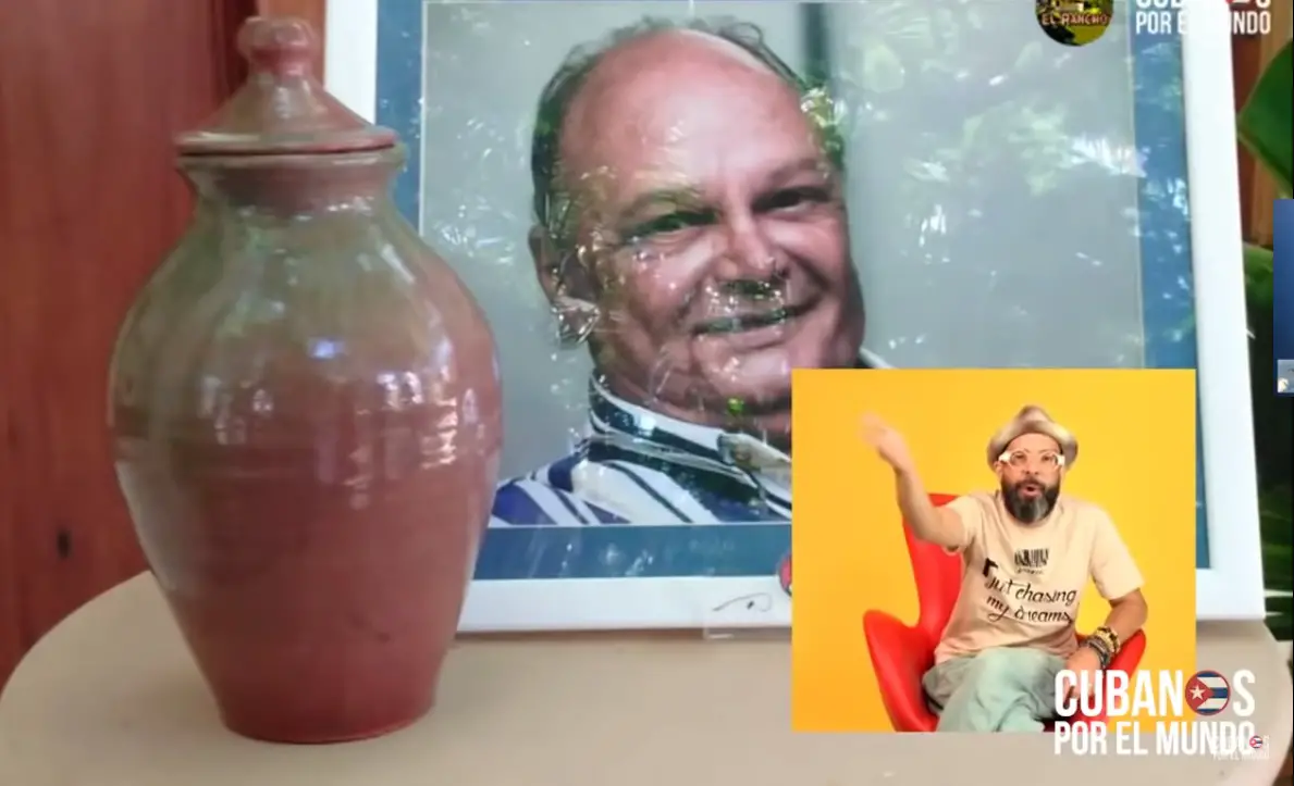 Otaola la emprende contra el hijo del actor cubano Enrique Molina tras su muerte: "No fuiste capaz de comprar una urna para tu padre"