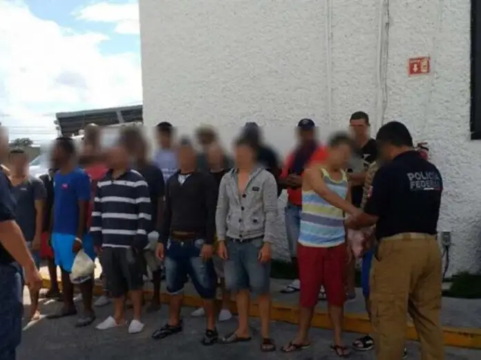 Operativo militar rescata en México a un grupo de inmigrantes cubanos que fueron secuestrados por grupos armados en un hotel en San Luis Potosí