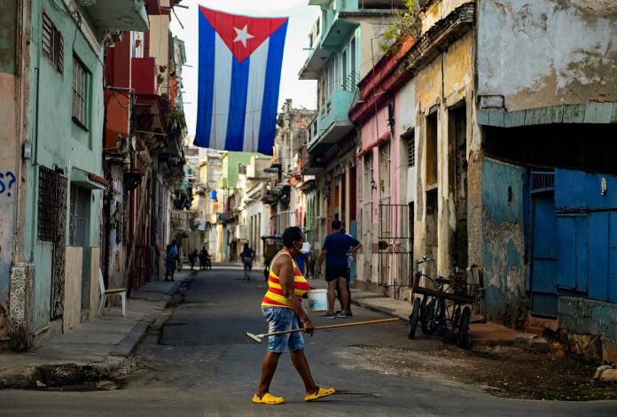 Gobierno cubano aprueba otras 60 empresas privadas