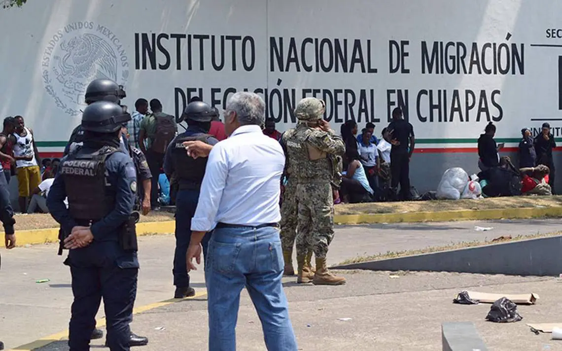 México detiene a 14 cubanos y venezolanos por un motín en un centro migratorio