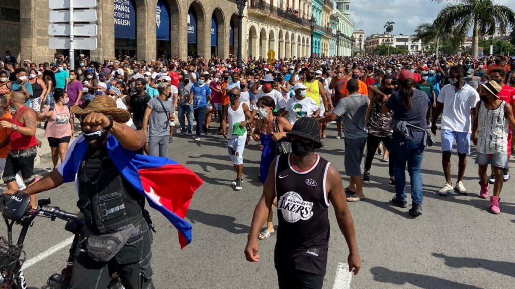 Cuba: Gobierno y oposición esperan un agitado 15 de noviembre