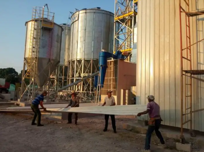 Gobierno cubano sigue tirando el dinero en saco roto: Invierten 5 millones de pesos en un fábrica para procesar granos en un país donde apenas hay un poco de maíz y algo de frijoles