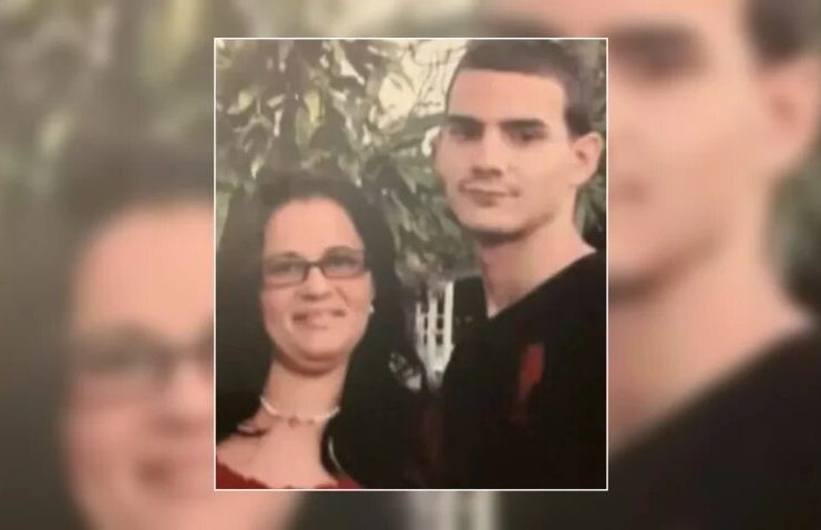 Madre cubana pide ayuda en Miami para dar con el culpable de la muerte de su hijo, ocho meses de que alguien le disparara fuera de su casa