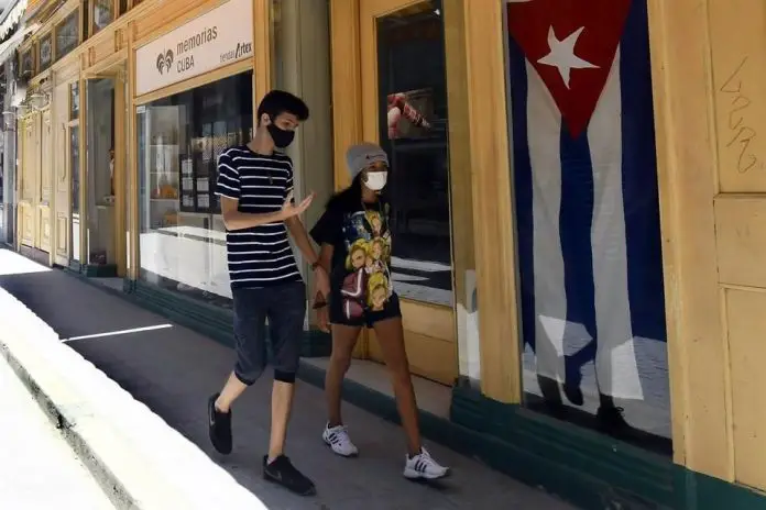 Gobierno cubano prohíbe que las empresas privadas en manos de cubanos puedan tener nombres en inglés