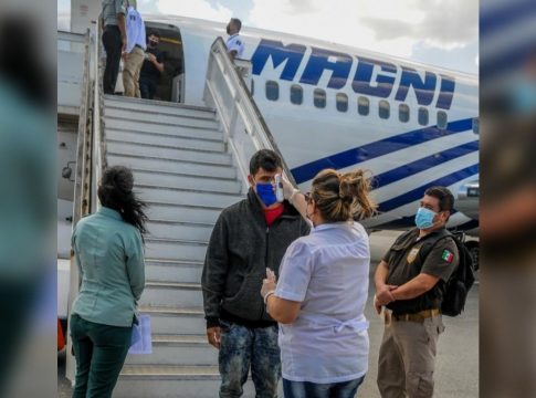 México devuelve otro grupo de 34 migrantes cubanos, y ya casi suman 900 los repatriados al país en lo que va de año