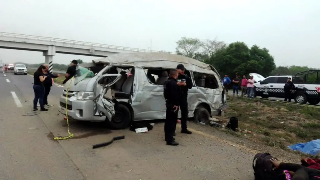 3 migrantes cubanos, incluido un niño, fallecen en México y otros 7 resultaron heridos de gravedad, en un accidente de tránsito en México