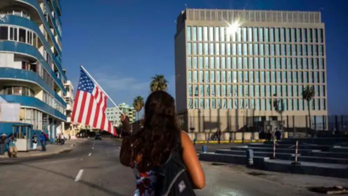 Embajada de Estados Unidos en La Habana comienza nuevamente a emitir visados en para cubanos, pero de momento será a cuentagotas