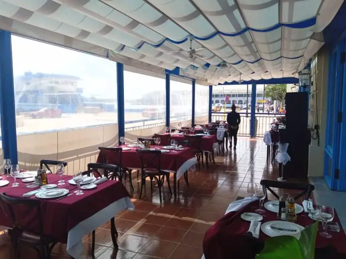 Gobierno cubano reabre varios restaurantes estatales en La Habana Vieja que llevaban cerrados hace meses y asegura que tendrán 