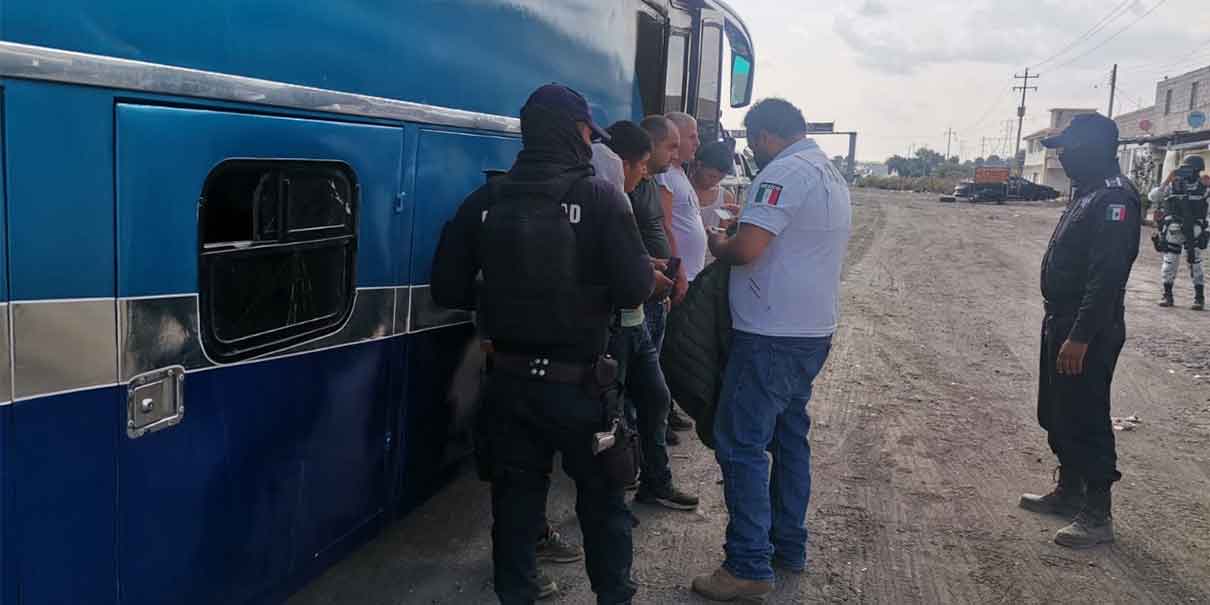 Detienen en México a 9 migrantes cubanos que viajaban escondidos en un autobús turístico camino a la frontera de Estados Unidos