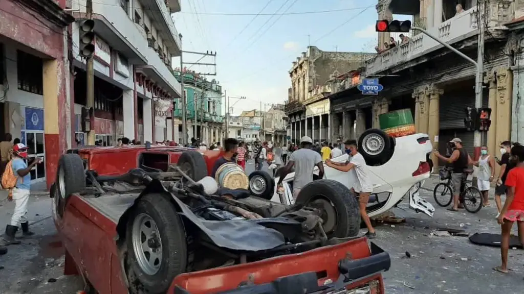 Gobierno cubano deja en libertad a cuatro jóvenes menores de 20 años que habían sido condenados por participar de las protestas del 11 de julio