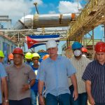 Díaz-Canel arma tremenda comitiva de barrigones y se va de recorrido por tres de las principales termoeléctricas del oriente de Cuba